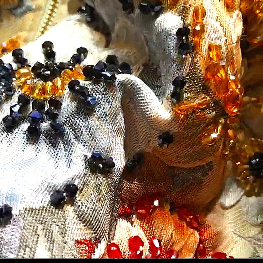 ❤️RESERVED. NWT Stunning Jacket with 3D Hand saw Flowers Beads. X - Picture 12 of 16